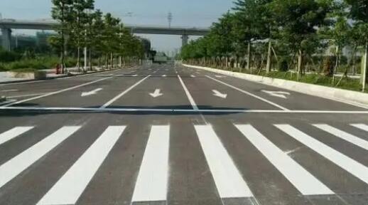 蘇州道路劃線施工后怎樣對地坪進行保養(yǎng)？